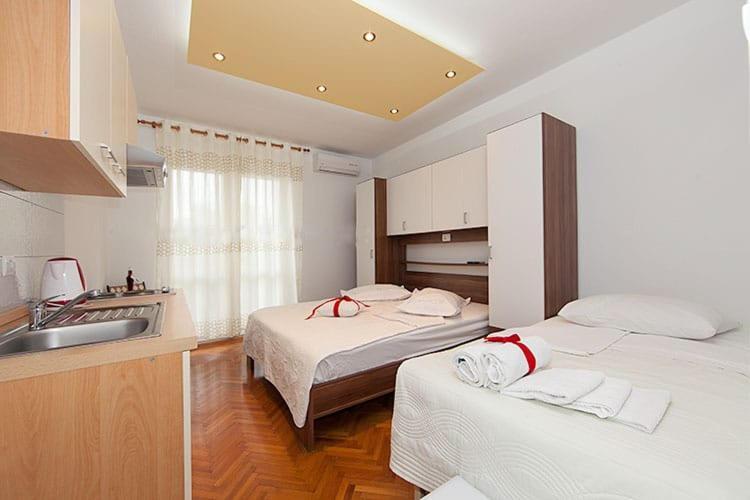 Apartmani Saric Tucepi Exterior photo