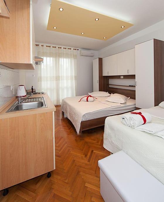 Apartmani Saric Tucepi Exterior photo